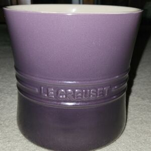 Le Creuset Casis 2.4 L large utensil crock